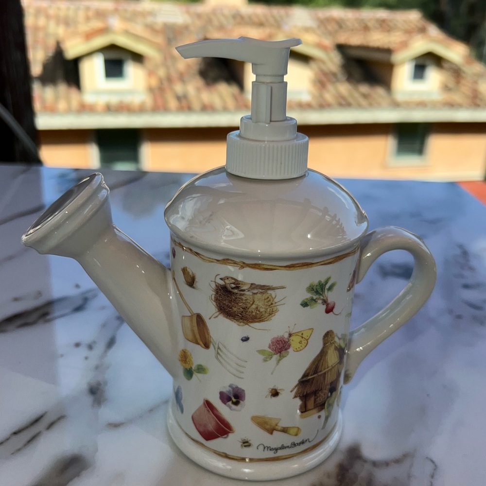 HALLMARK MARJOLEIN BASTIN CERAMIC WATERING CAN LIQUID SOAP